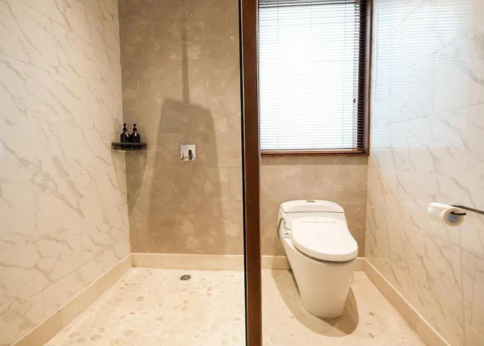 Luxury 3br With Sauna, Ice Bath & Rooftop Sunset Lounge In Villa Uluwatu