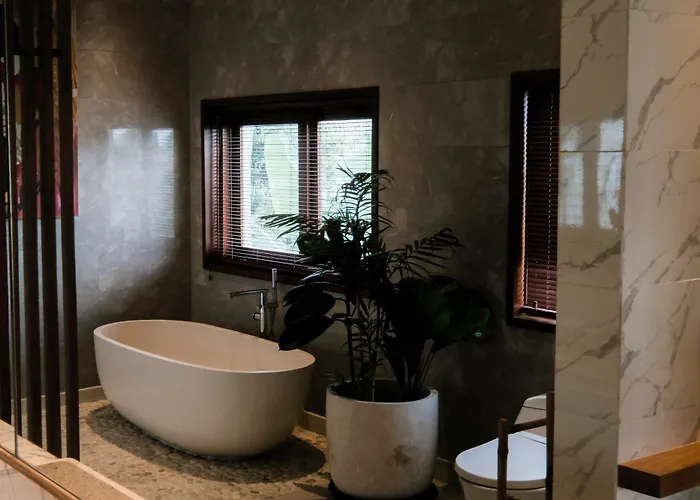 Luxury 3br With Sauna, Ice Bath & Rooftop Sunset Lounge In Uluwatu